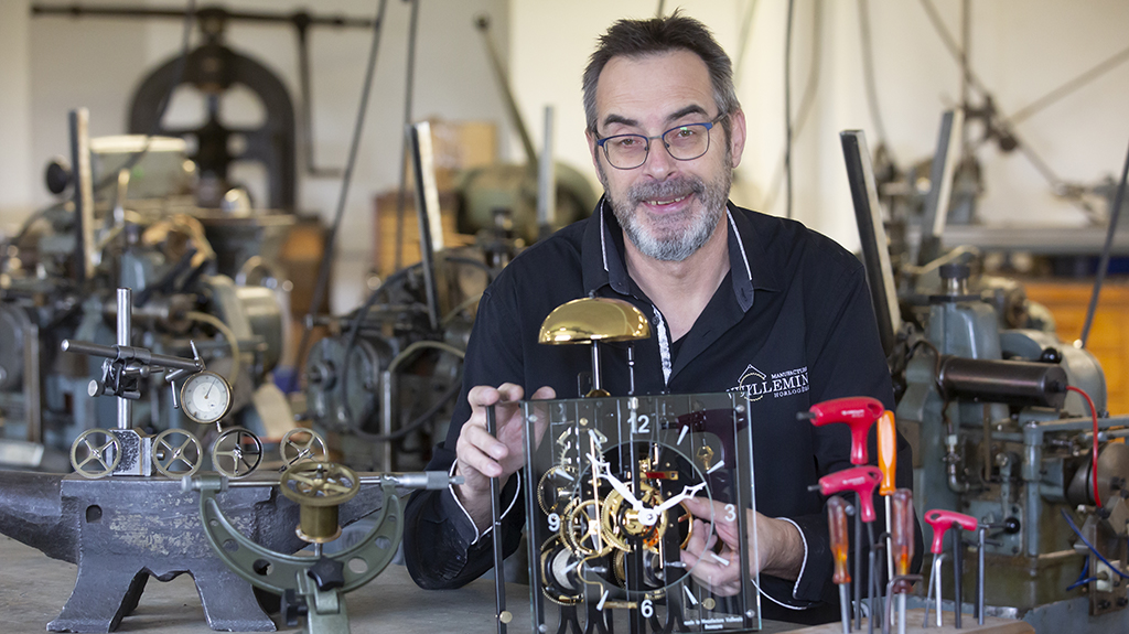 Ph Vuillemin - manufacture horlogère_head