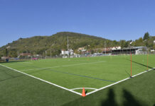 Un stade flambant neuf à Velotte