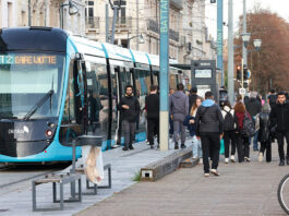 la nouvelle rame de tram' Claude Lorius en circulation